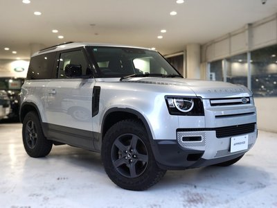 LAND ROVER DEFENDER - 1