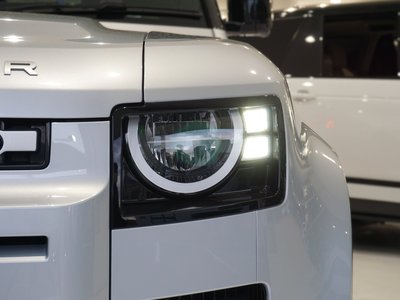 2021 LAND Rover DEFENDER thumbnail 23