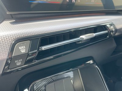2025 BMW X1 缩略图 52