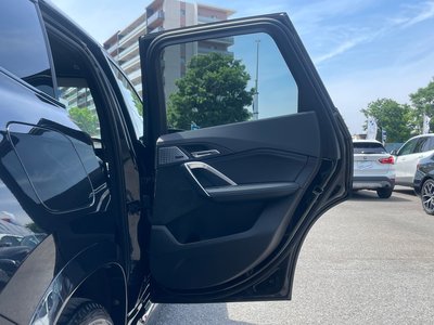 2025 BMW X1 缩略图 32