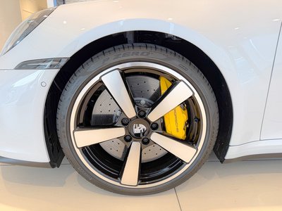 2026 Porsche 911 — миниатюра 21