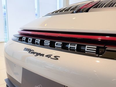 2026 Porsche 911 — миниатюра 20