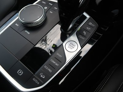 صورة مصغرة 32 لـ 2023 BMW X4
