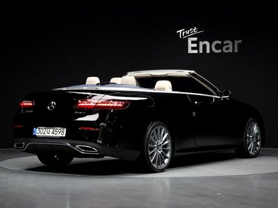 MERCEDES-BENZ E-CLASS - 4