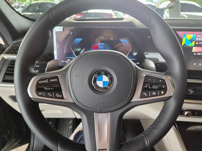 صورة 10 لـ 2026 BMW X6