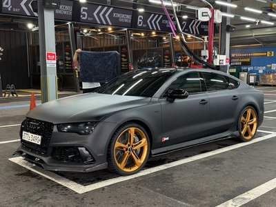 AUDI RS7