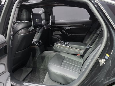 2021 AUDI A8 — миниатюра 28