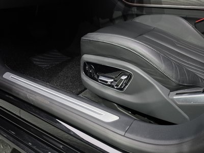 2021 AUDI A8 — миниатюра 31