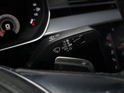 2021 AUDI A8 — миниатюра 39