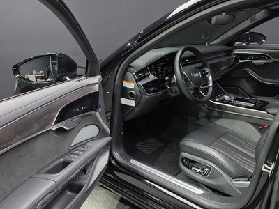 2021 AUDI A8 — миниатюра 13