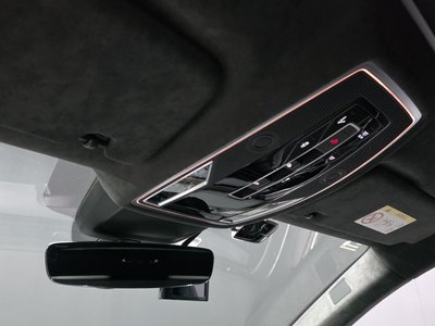 2021 AUDI A8 — миниатюра 29