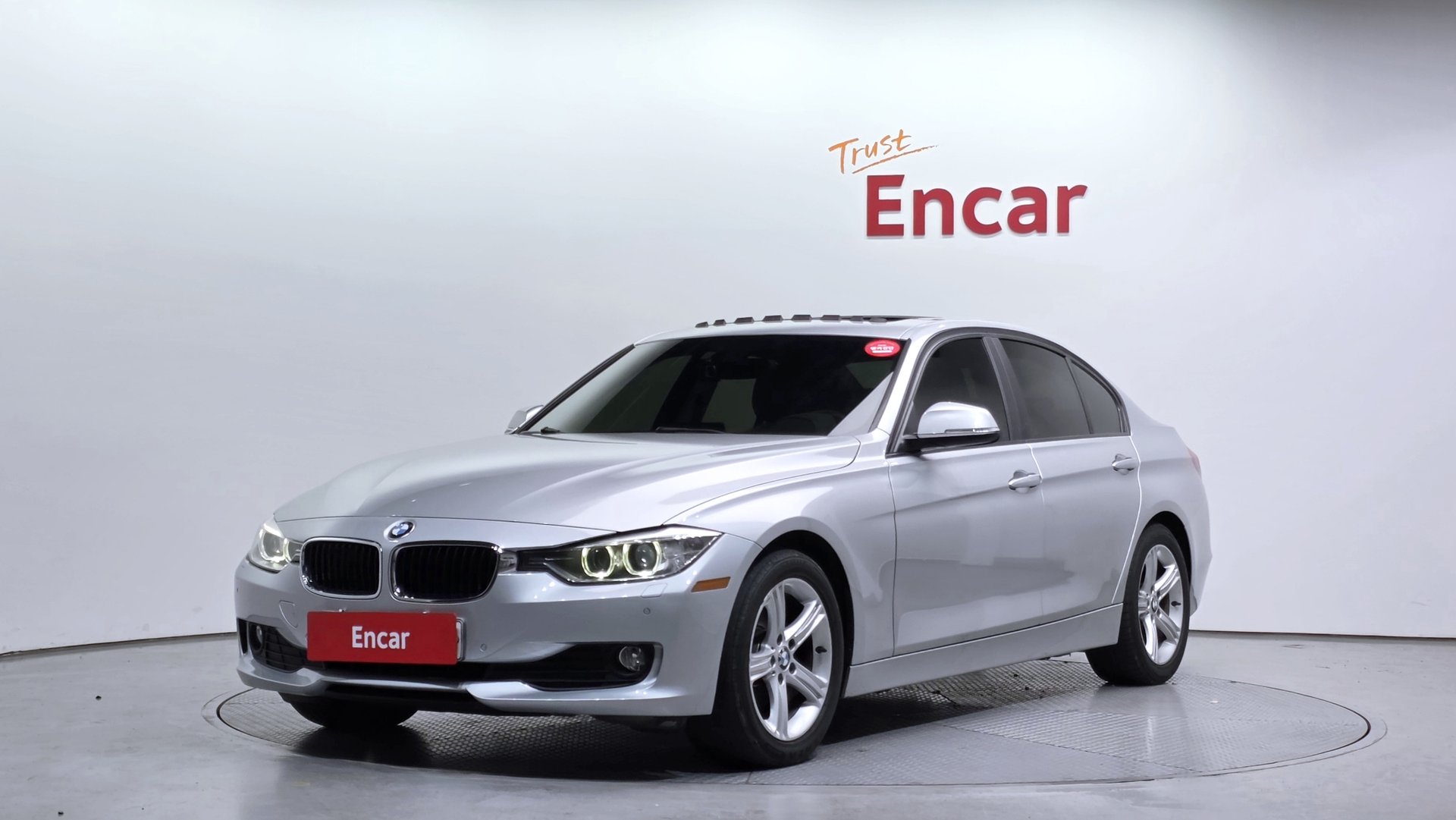 BMW 3 SERIES - View 1