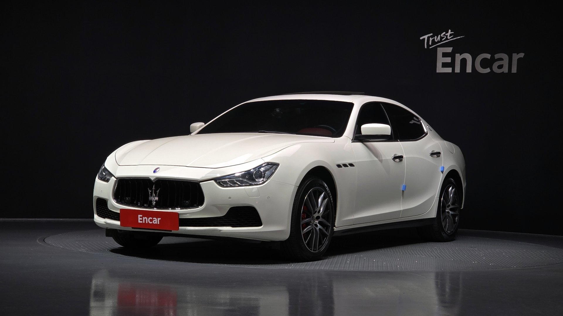 MASERATI GHIBLI - View 1