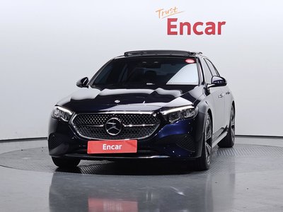 MERCEDES-BENZ E-CLASS - 2