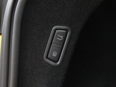 صورة مصغرة 64 لـ 2021 Maserati LEVANTE