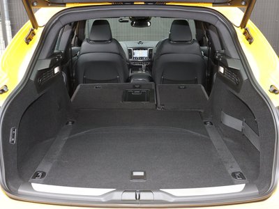 صورة مصغرة 61 لـ 2021 Maserati LEVANTE