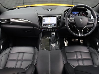 2021 Maserati LEVANTE 照片 3