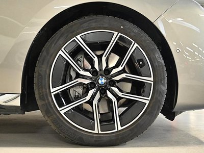 BMW I7 - 6