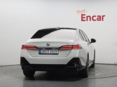 2026 BMW 5 SERIES photo 4
