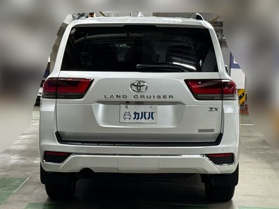 TOYOTA LAND CRUISER 300 - 4