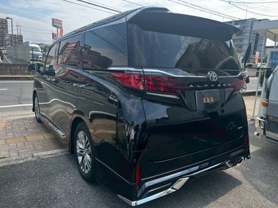 TOYOTA ALPHARD - 3