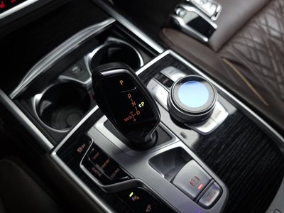 BMW 7 SERIES - 9