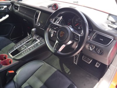 2018 Porsche MACAN 照片 9