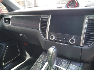2018 Porsche MACAN 缩略图 16