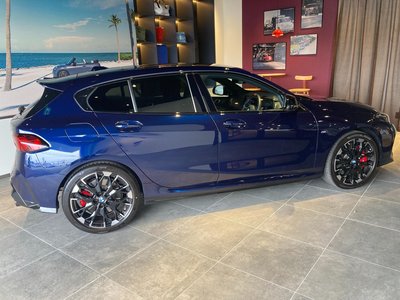 BMW 1 SERIES - 7