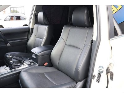 TOYOTA LAND CRUISER PRADO - 6