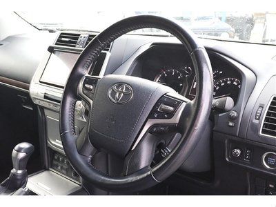 TOYOTA LAND CRUISER PRADO - 3