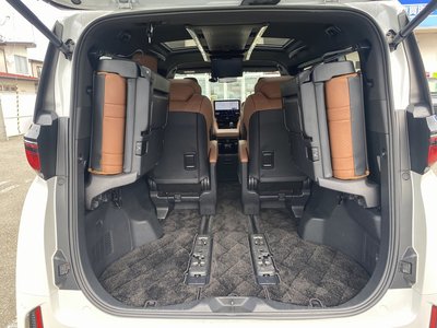 صورة مصغرة 26 لـ 2024 Toyota VELLFIRE