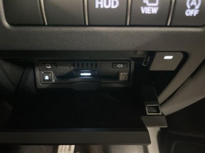 صورة مصغرة 16 لـ 2021 Lexus LS