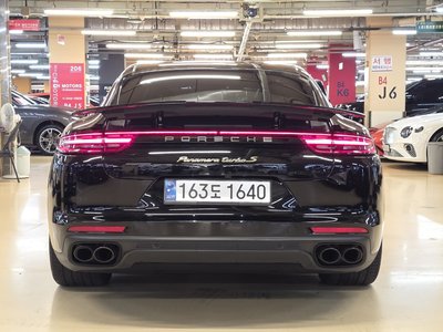 2018 Porsche PANAMERA 照片 6