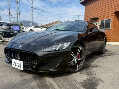 MASERATI GRANTURISMO - 1