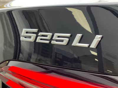 صورة مصغرة 153 لـ 2025 BMW 5 SERIES