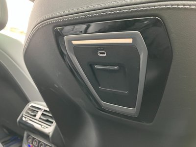 صورة مصغرة 216 لـ 2025 BMW 5 SERIES