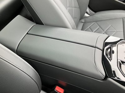 صورة مصغرة 272 لـ 2025 BMW 5 SERIES