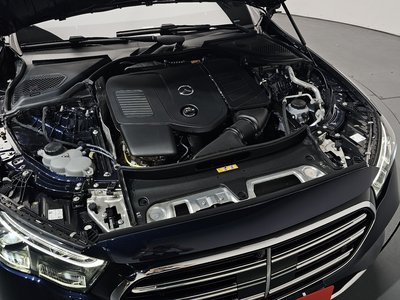 MERCEDES-BENZ E-CLASS - 7