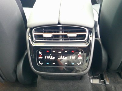2025 Mercedes-BENZ EQS — миниатюра 23