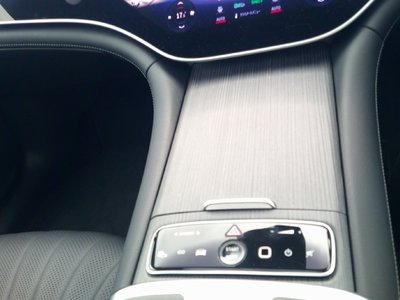2025 Mercedes-BENZ EQS — миниатюра 16