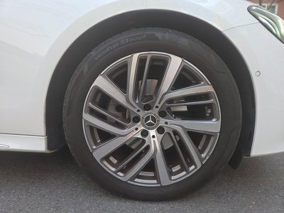 MERCEDES-BENZ E-CLASS - 7