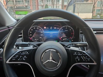 MERCEDES-BENZ E-CLASS - 9