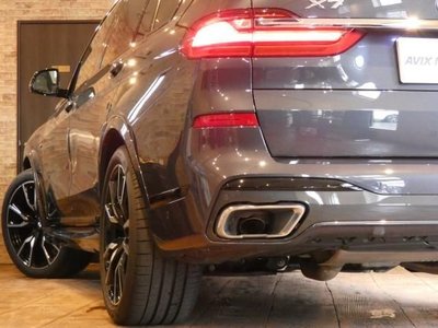 BMW X7 - 7