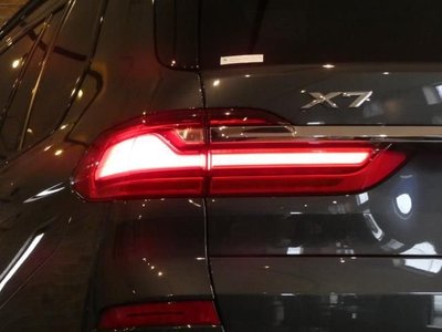 BMW X7 - 4
