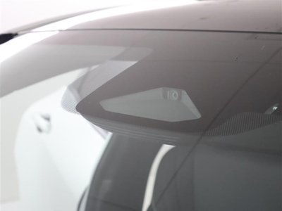 TOYOTA CROWN SPORT - 9