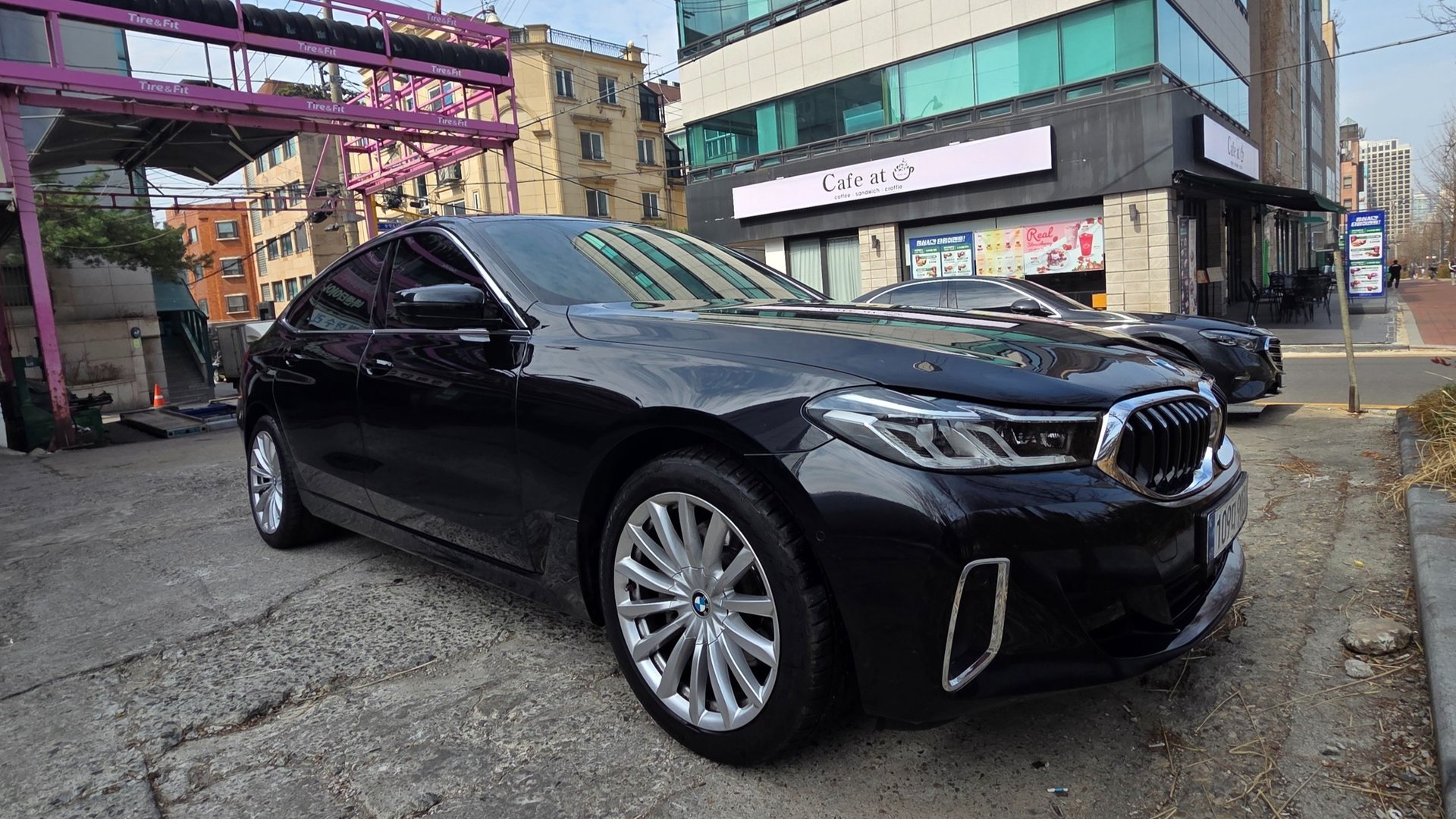 BMW 6 SERIES GT - View 1