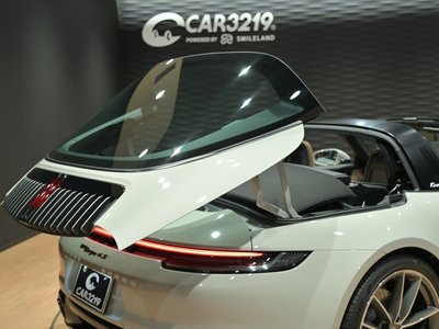 2024 Porsche 911 — миниатюра 32