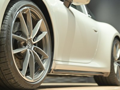 2024 Porsche 911 — миниатюра 18
