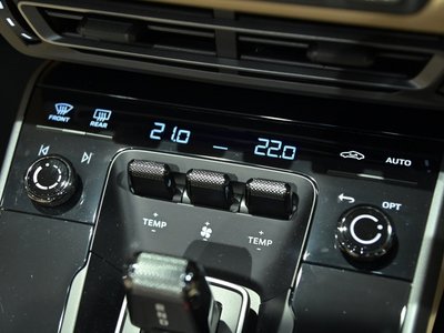 2024 Porsche 911 — миниатюра 47
